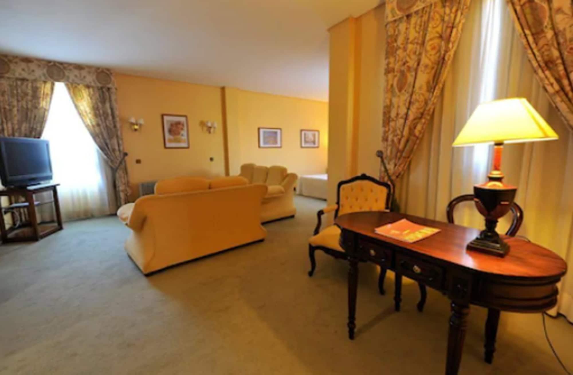 Hotel Lozano Antequera Ngoại thất bức ảnh